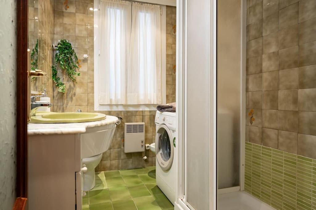 Apartamento Trisquel Gijon Bagian luar foto