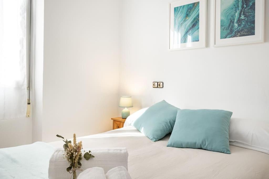 Apartamento Trisquel Gijon Bagian luar foto
